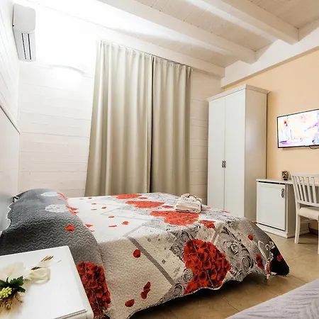 Le Camelie Bed & Breakfast 3*